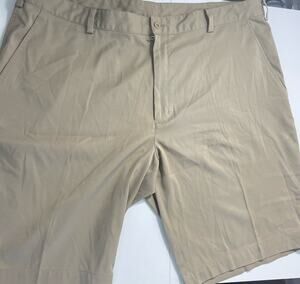 Nike Dri Fit TOUR PERFORMANCE Golf Shorts (Men's 40) Khaki